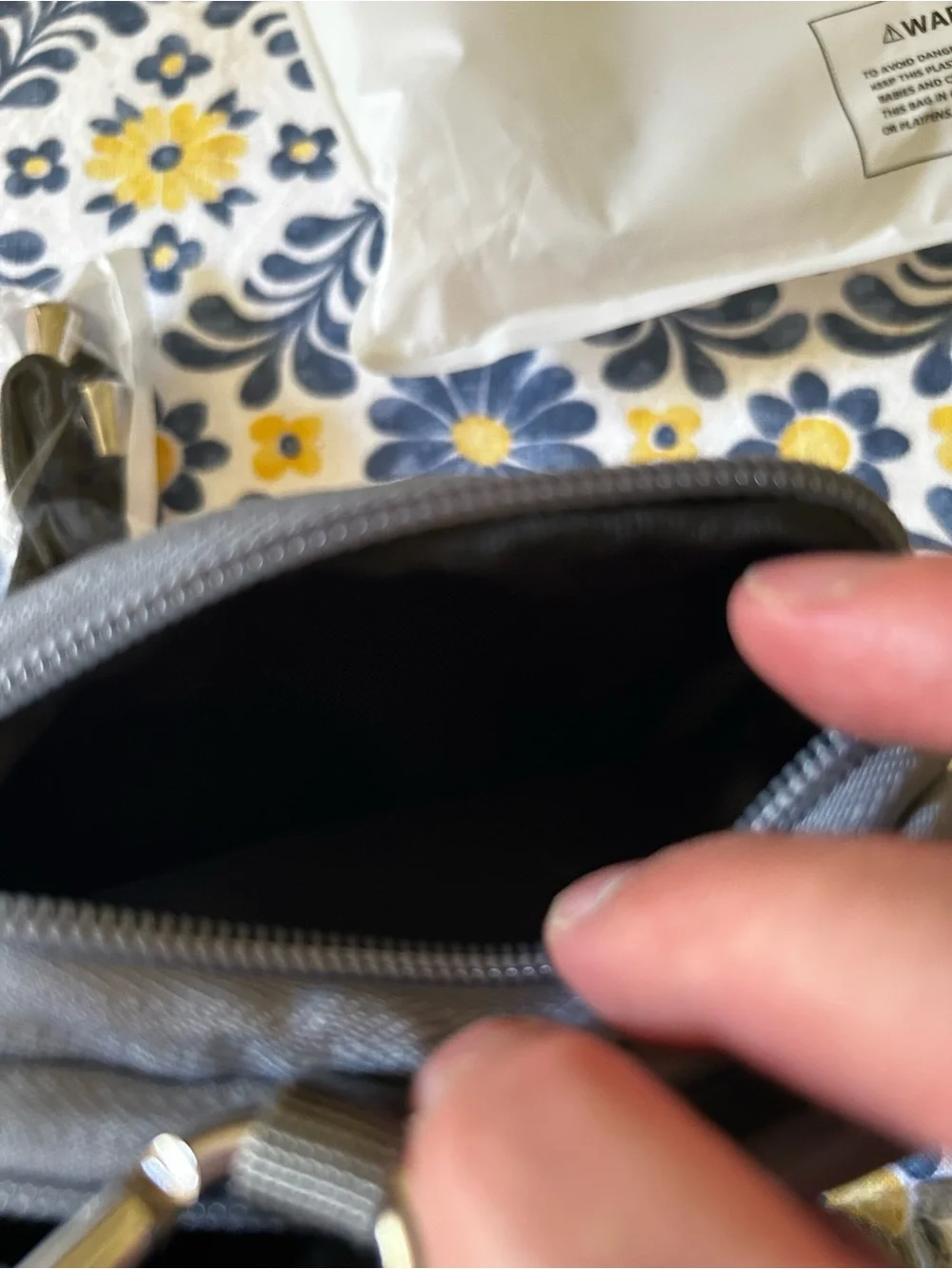 Raisingwell Dog Treat Pouch for Pet Walking and Training with Clicker Poop Bags